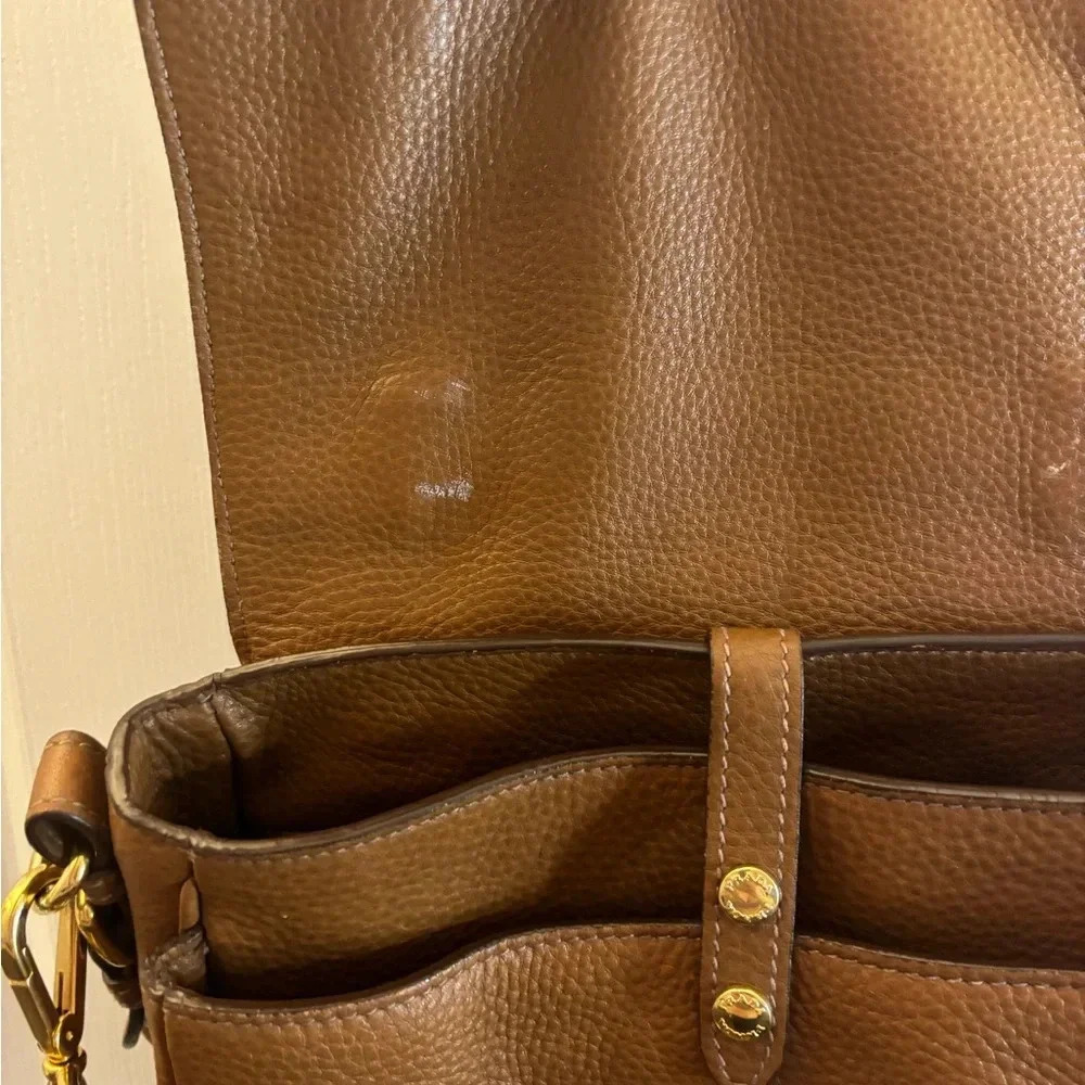 PRADA 
Vitello Daino Push Lock Messenger Bag Noisette - Picture 11 of 14